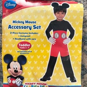 Disney Mickey Mouse Halloween Cosume Set - New in package size Toddler 3-4